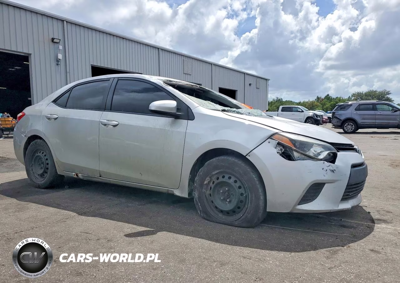 2014 Toyota Corolla Le VIN:5YFBURHE7EP119176 - 4