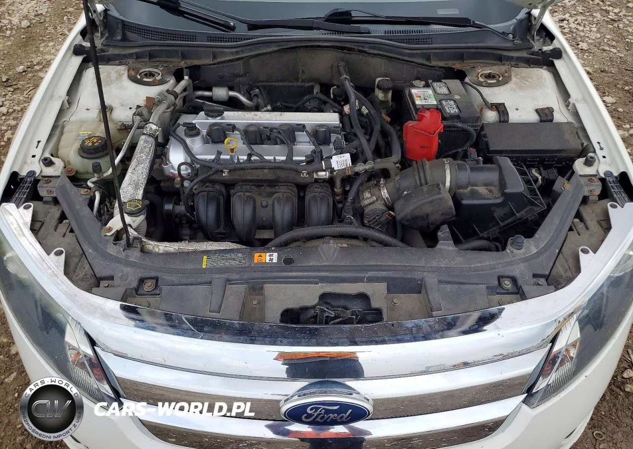 2011 Ford Fusion S VIN:3FAHP0GA6BR183197 - 11