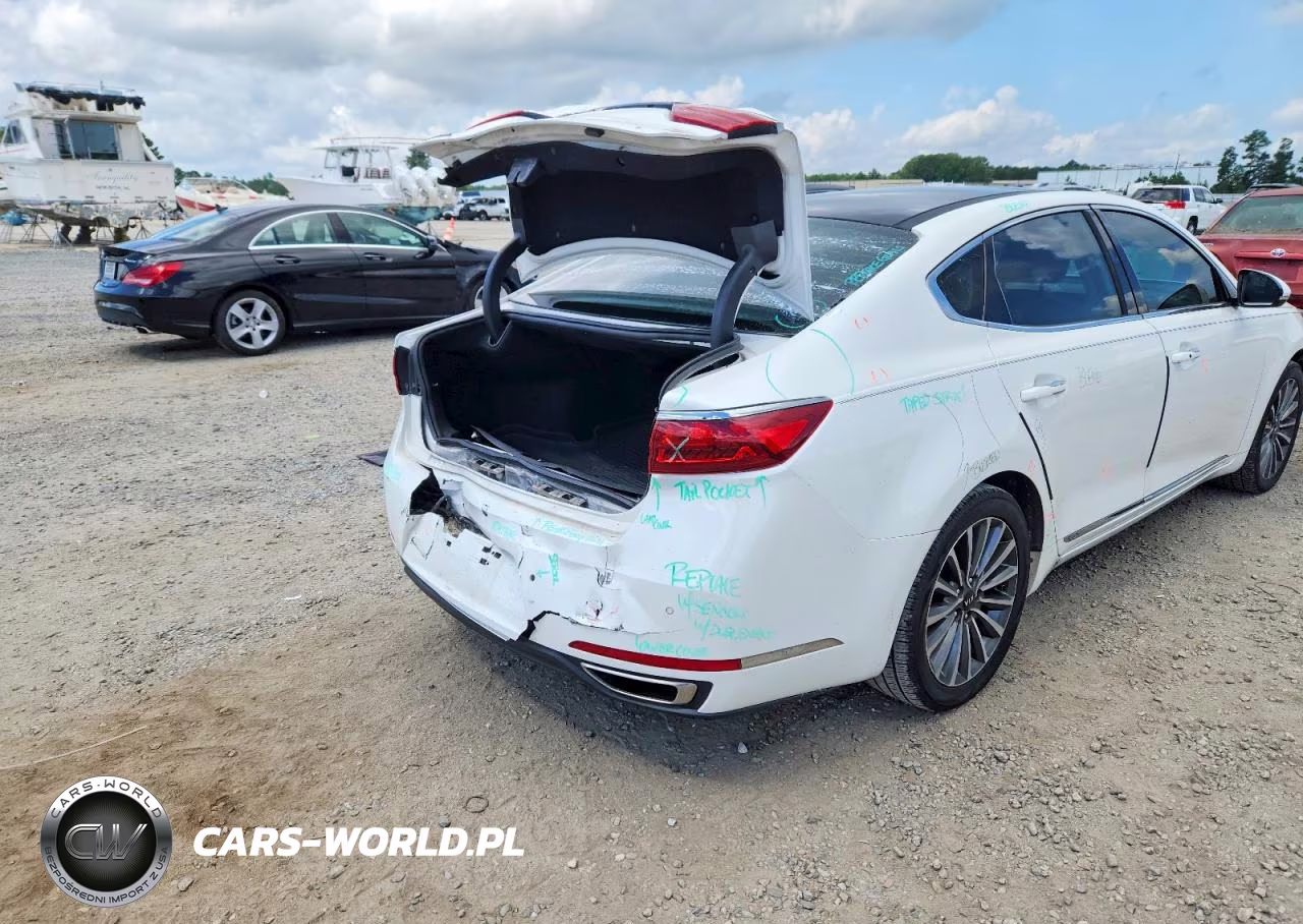 2017 Kia Cadenza Premium VIN:KNALC4J16H5042185 - 9