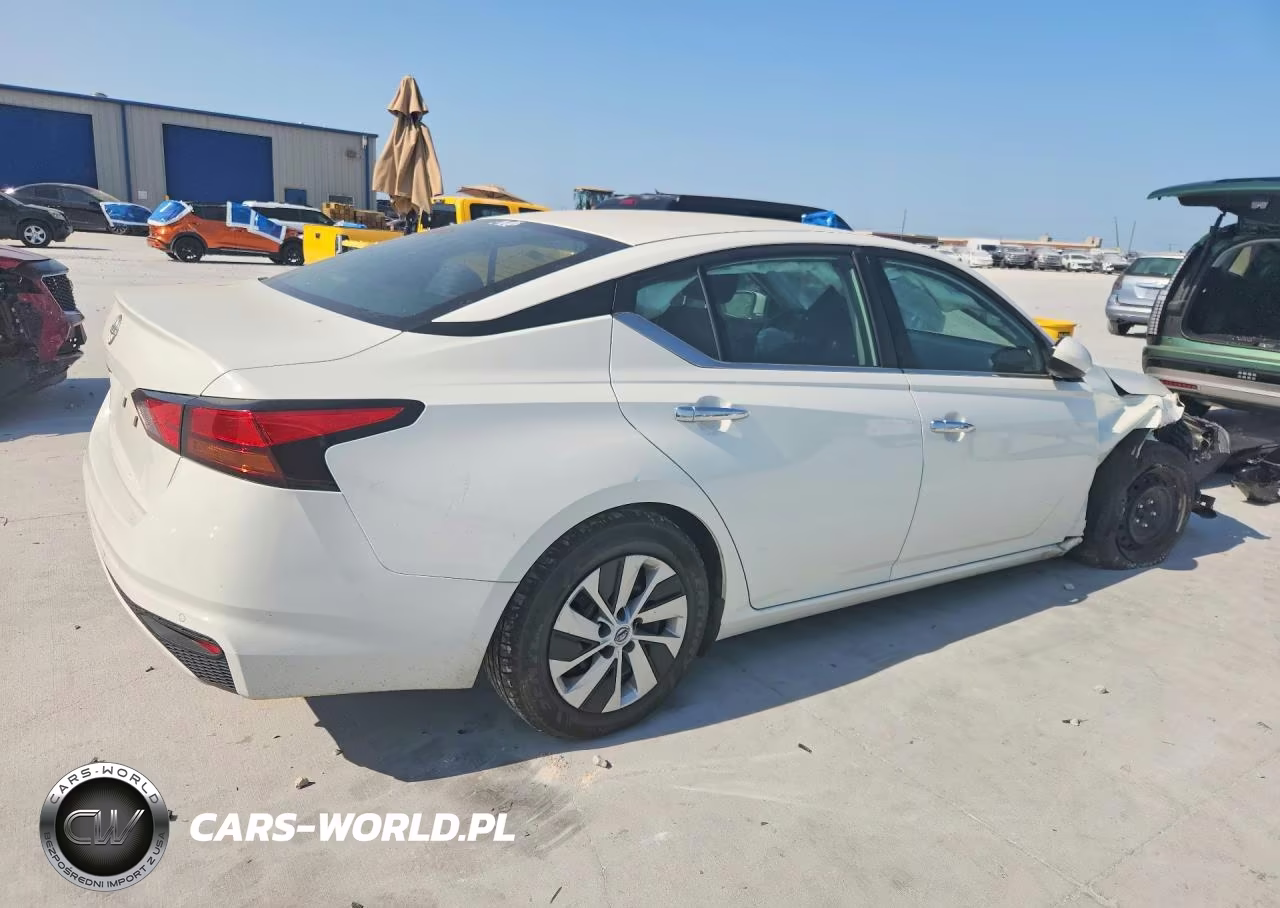 2023 Nissan Altima S VIN:1N4BL4BV1PN383918 - 3