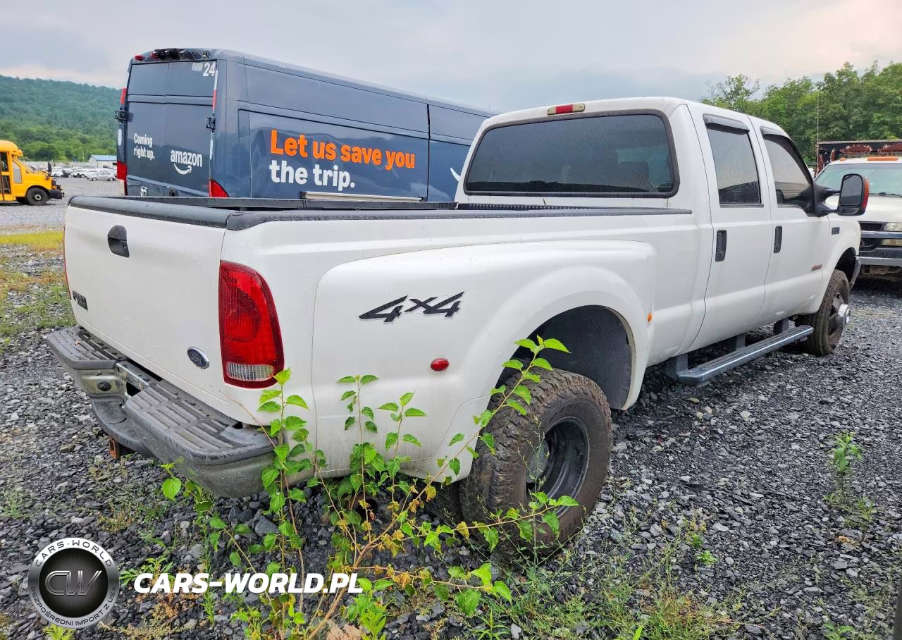 2004 Ford F350 Super Duty VIN:1FTWW33PX4ED65037 - 3