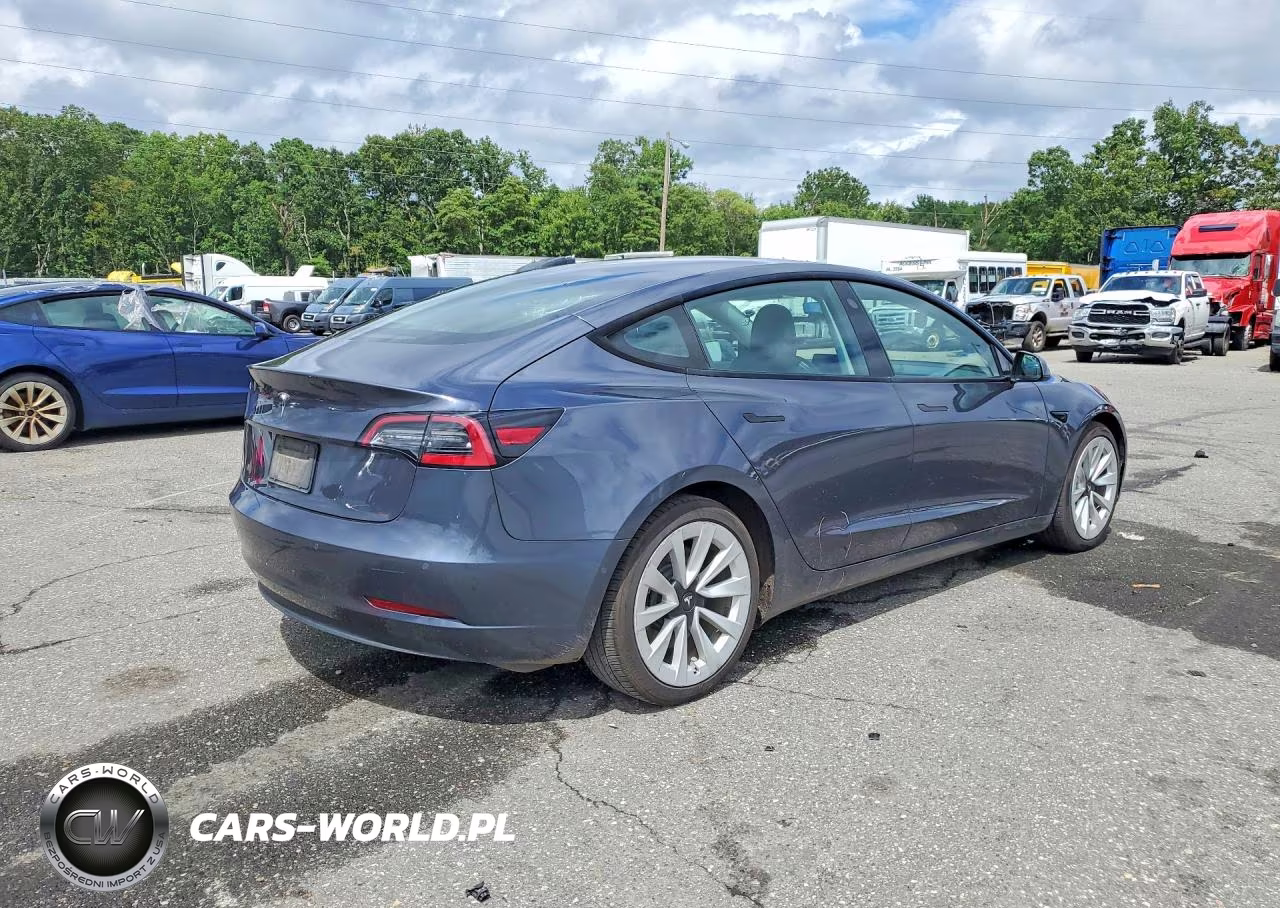 2022 Tesla Model 3 VIN:5YJ3E1EAXNF370662 - 3