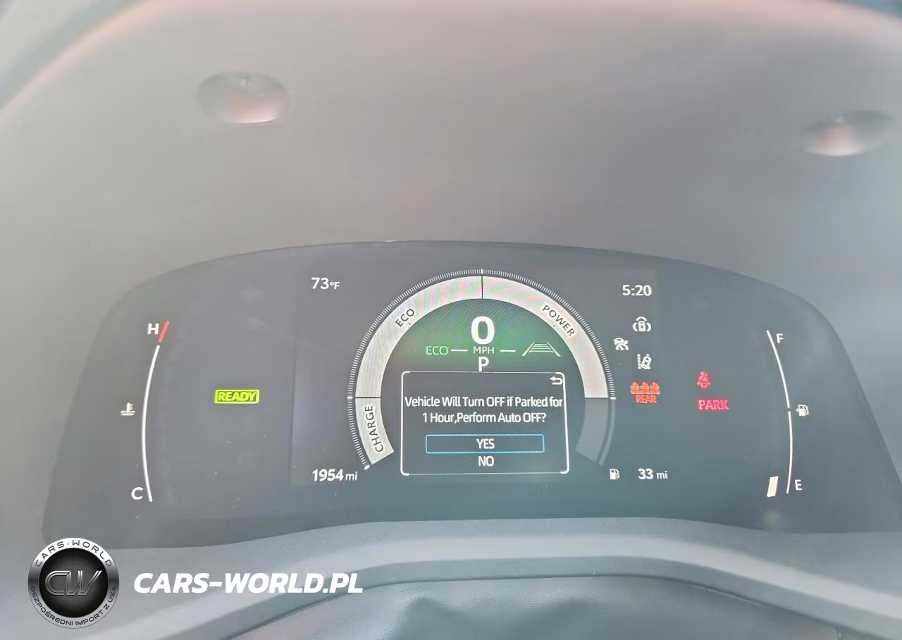 2026 Toyota Camry Le VIN:4T1DAACK5TU656365 - 9