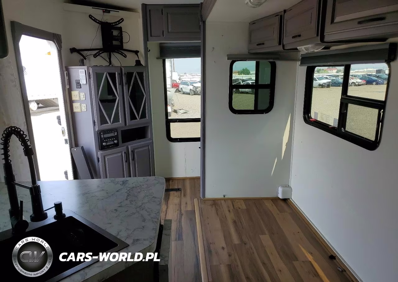 2011 Keystone Laredo Camper VIN:4YDF26621BE601713 - 6