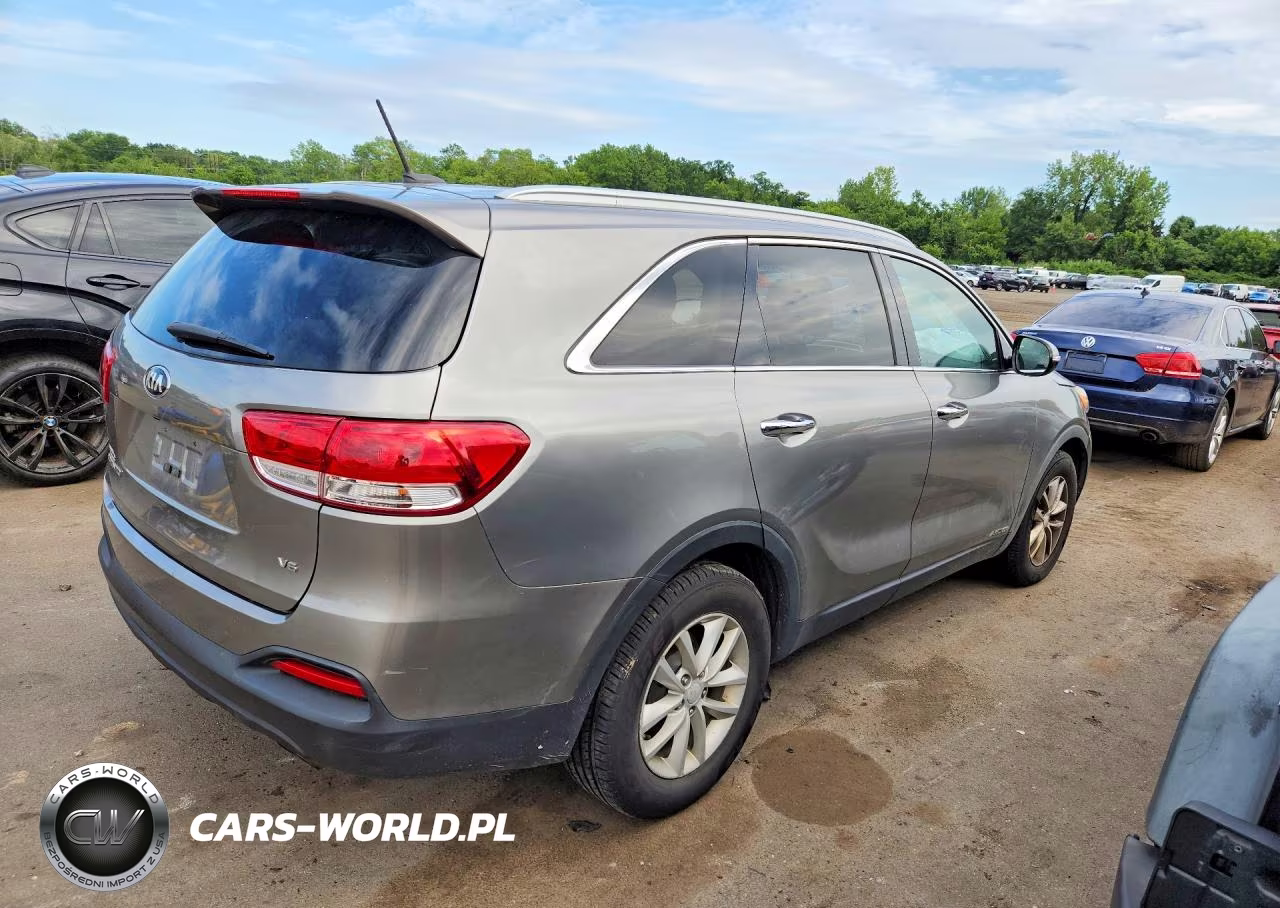 2017 Kia Sorento Lx V6 VIN:5XYPGDA56HG242034 - 3