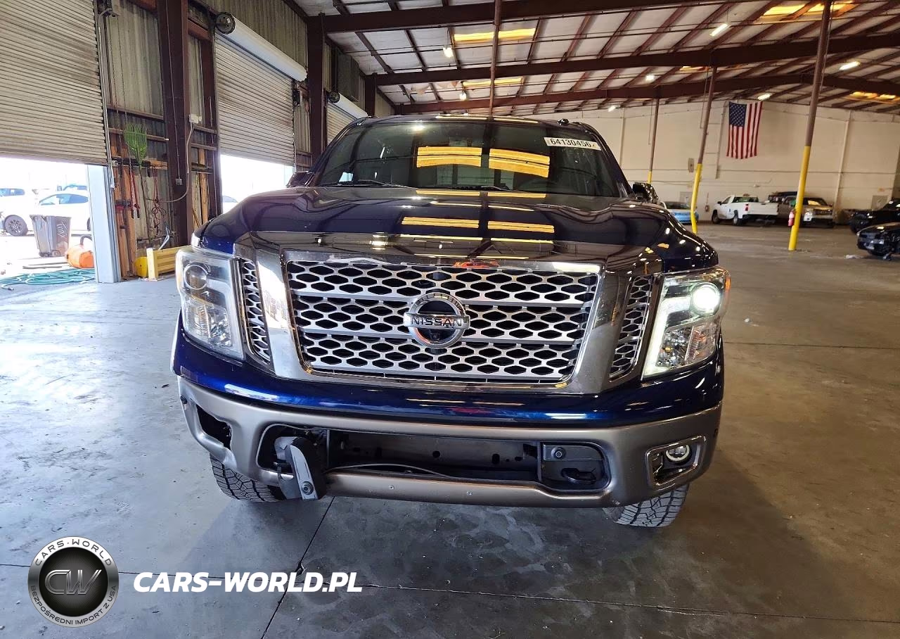 2017 Nissan Titan Platinum Reserve VIN:1N6AA1E52HN570329 - 5