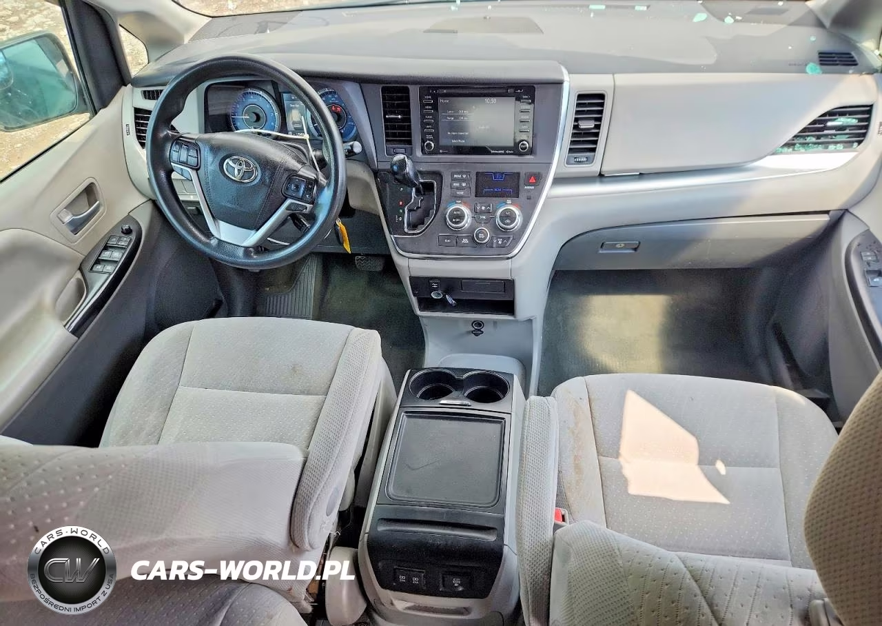 2018 Toyota Sienna Le VIN:5TDKZ3DC8JS902396 - 8