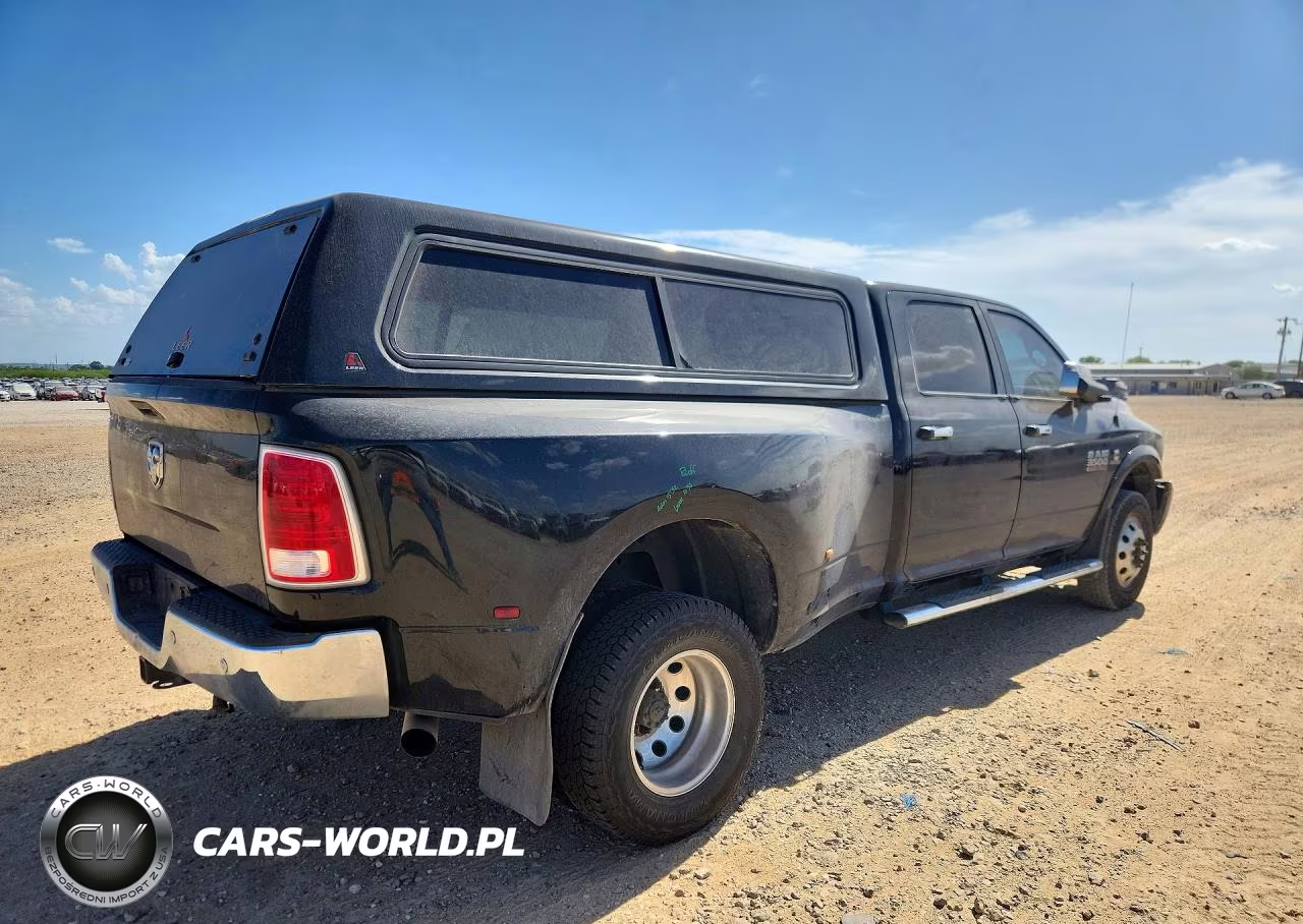 2016 Ram 3500 Laramie VIN:3C63RRJL1GG327956 - 3