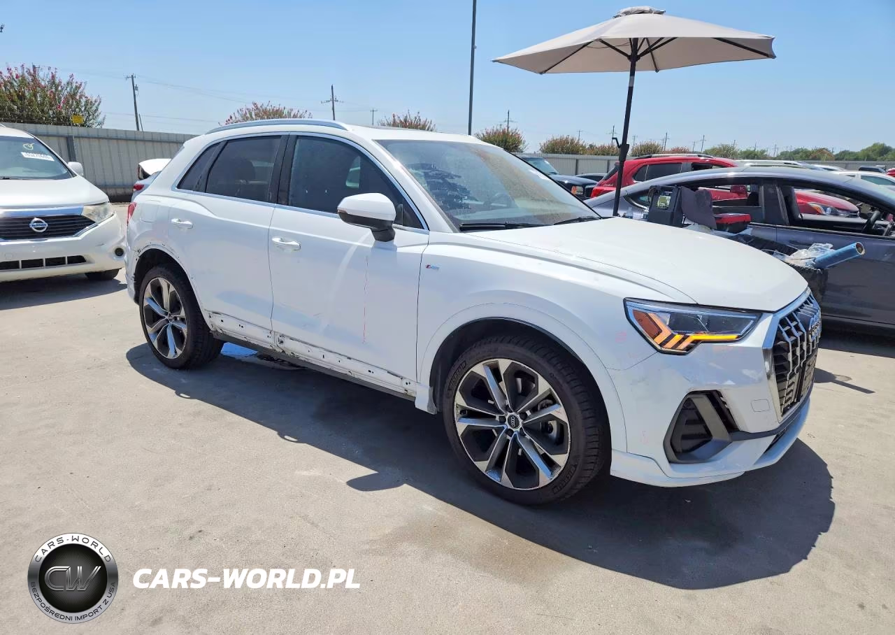 2020 Audi Q3 Premium Plus S-Line VIN:WA1EECF39L1105560 - 4