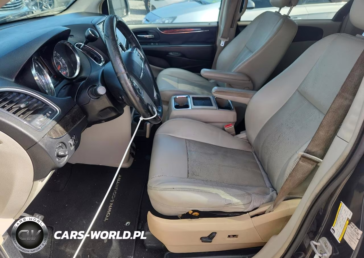 2013 Chrysler Town & Country Touring VIN:2C4RC1BG5DR594353 - 7
