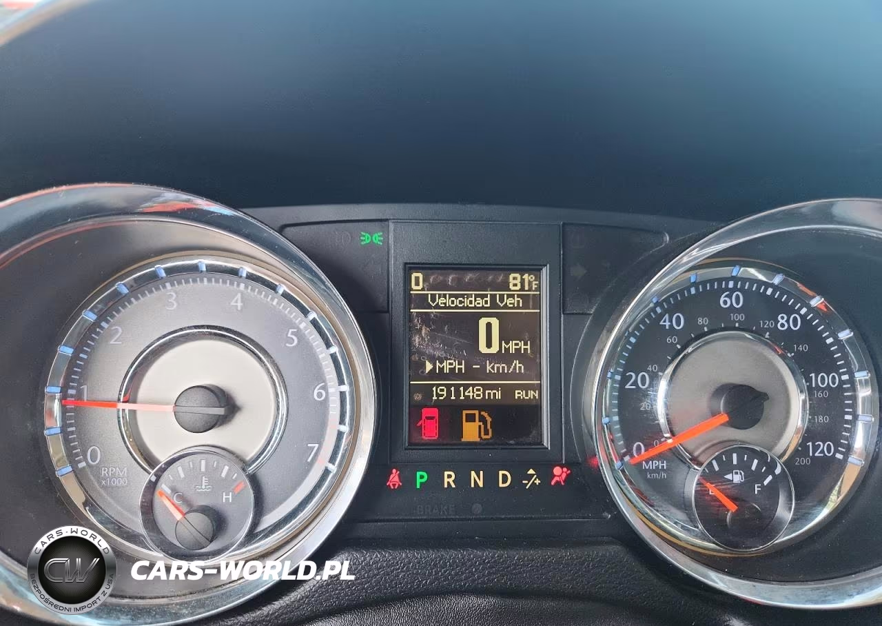2013 Chrysler Town & Country Touring VIN:2C4RC1BG5DR594353 - 9