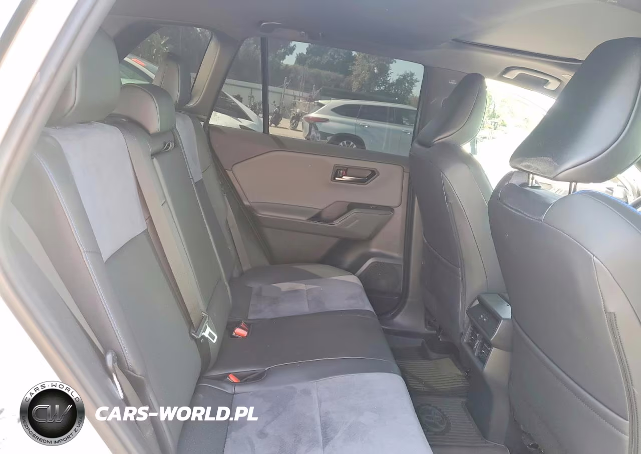 2026 Toyota Rav4 Xse VIN:JTM6CRAV4TD001021 - 11