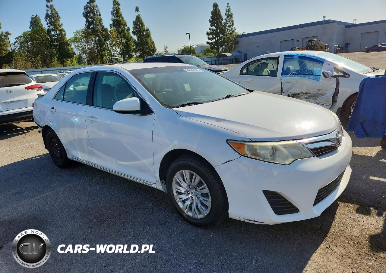 2013 Toyota Camry Le VIN:4T1BF1FK3DU284143 - 4