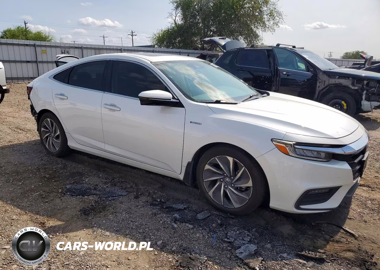 2019 Honda Insight Touring VIN:19XZE4F96KE018762 - 4