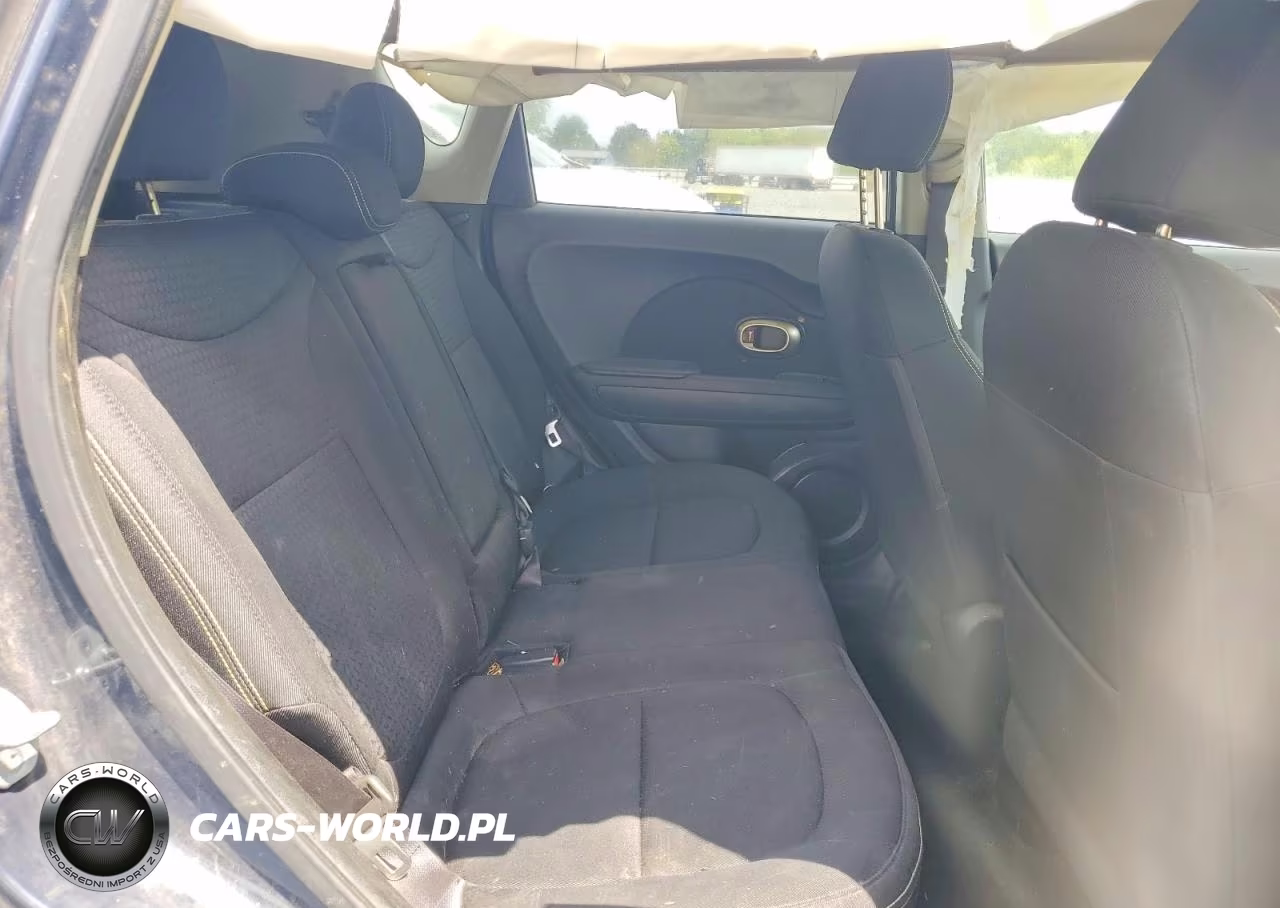2015 Kia Soul + VIN:KNDJP3A59F7229157 - 11
