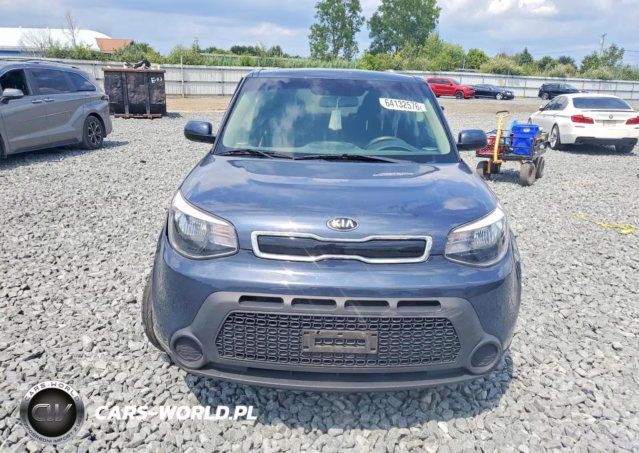 2015 Kia Soul + VIN:KNDJP3A59F7229157 - 5