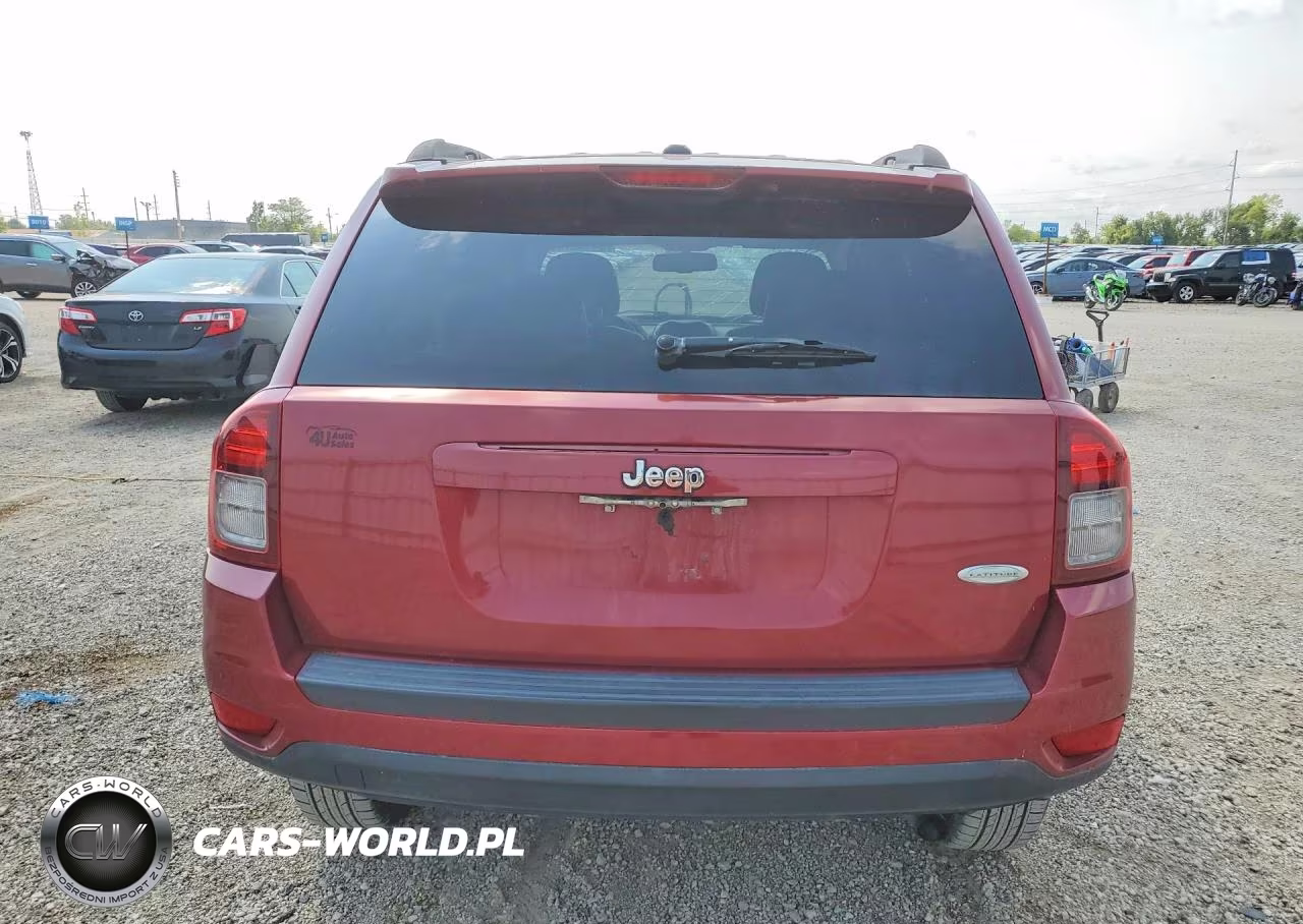 2014 Jeep Compass Latitude VIN:1C4NJCEB0ED585936 - 6