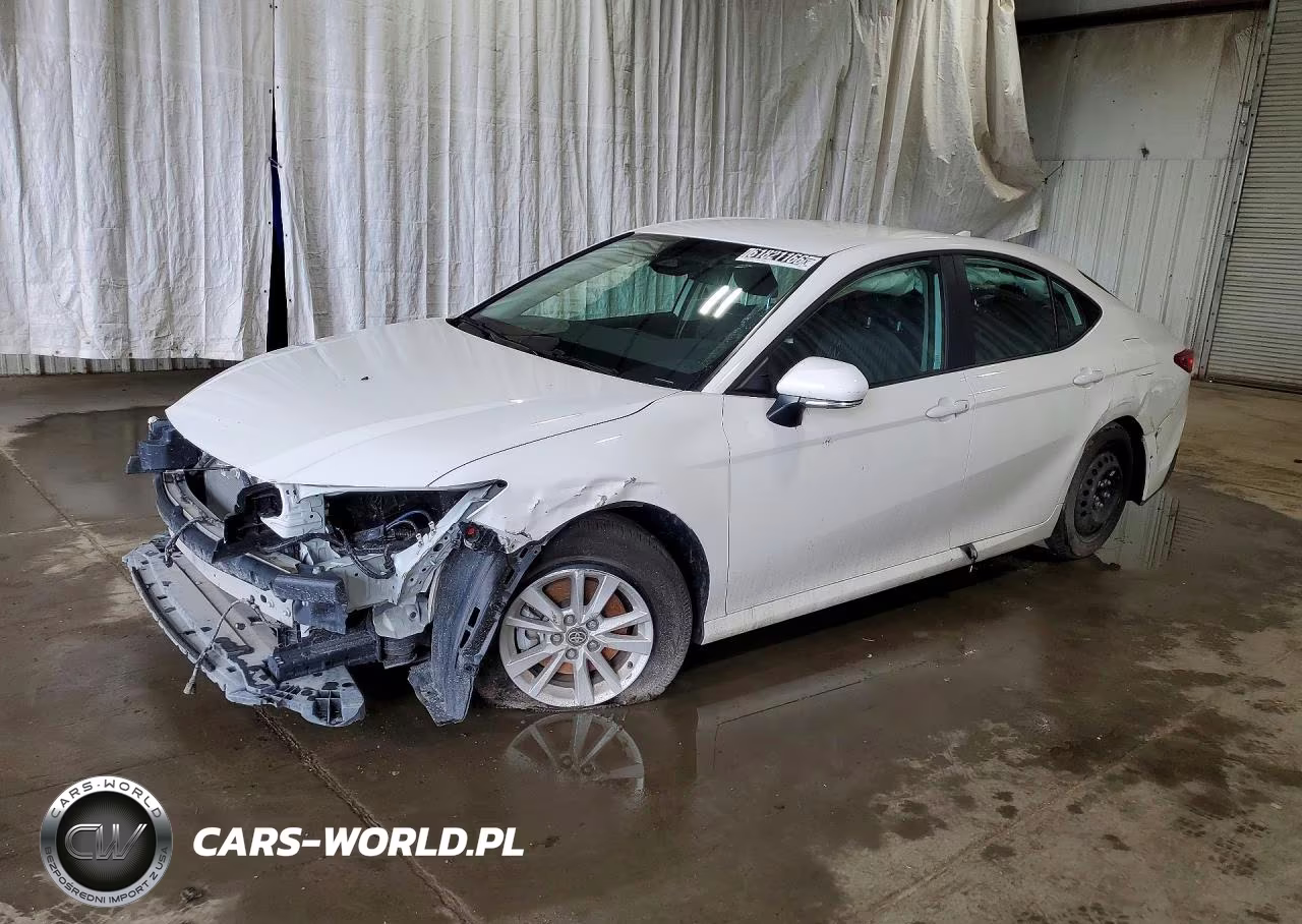 2026 Toyota Camry Le – zdjęcie 1 z 12