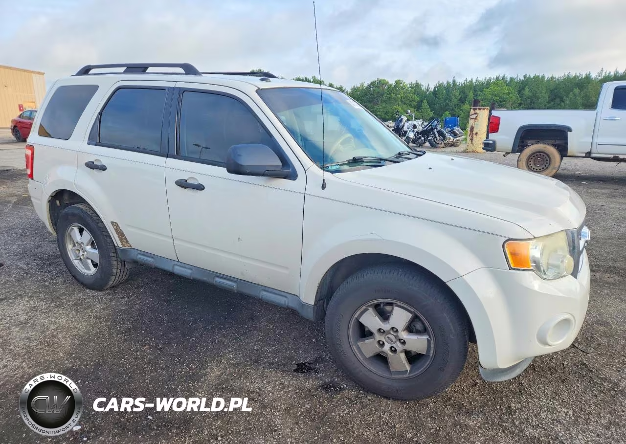 2011 Ford Escape Xlt VIN:1FMCU0D74BKB54187 - 4