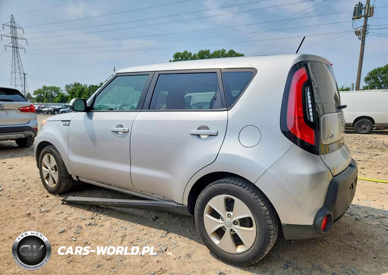 2015 Kia Soul Base VIN:KNDJN2A28F7815130 - 2