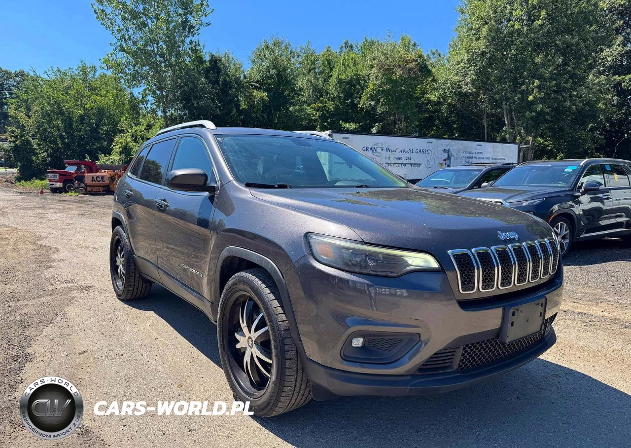 2019 Jeep Cherokee Latitude Plus – zdjęcie 1 z 13