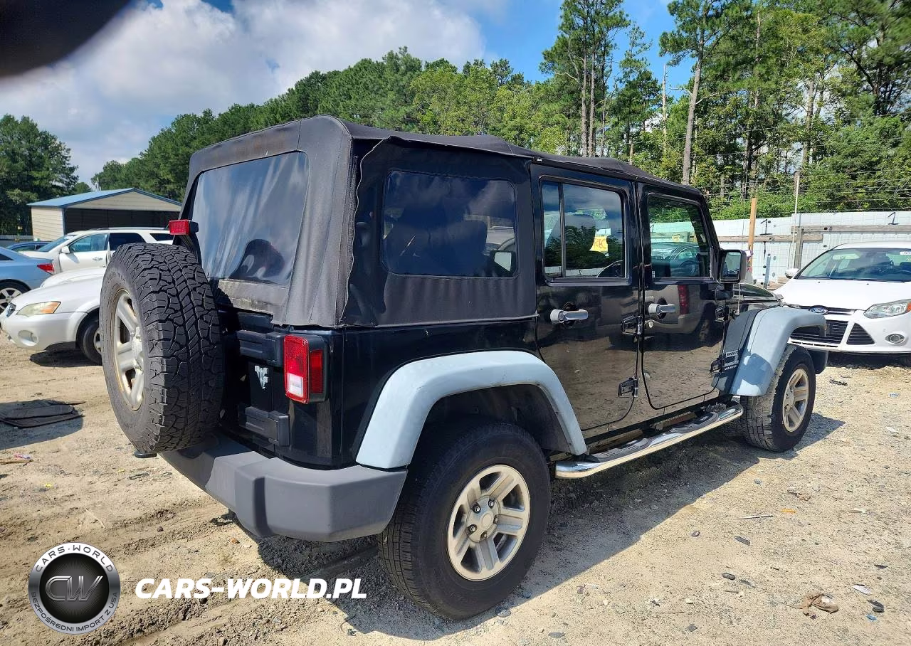 2011 Jeep Wrangler Unlimited Sport VIN:1J4BA3H14BL582006 - 3