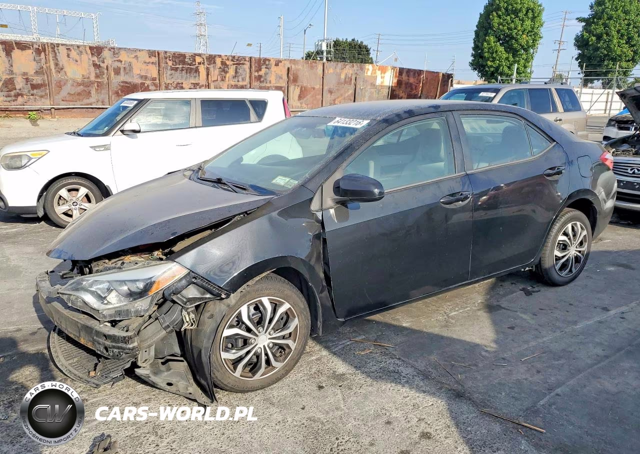 2015 Toyota Corolla Le – zdjęcie 1 z 12