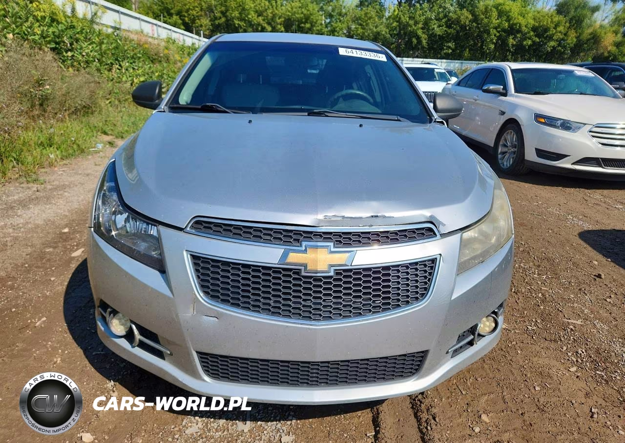2012 Chevrolet Cruze Ls VIN:1G1PC5SH0C7165914 - 5
