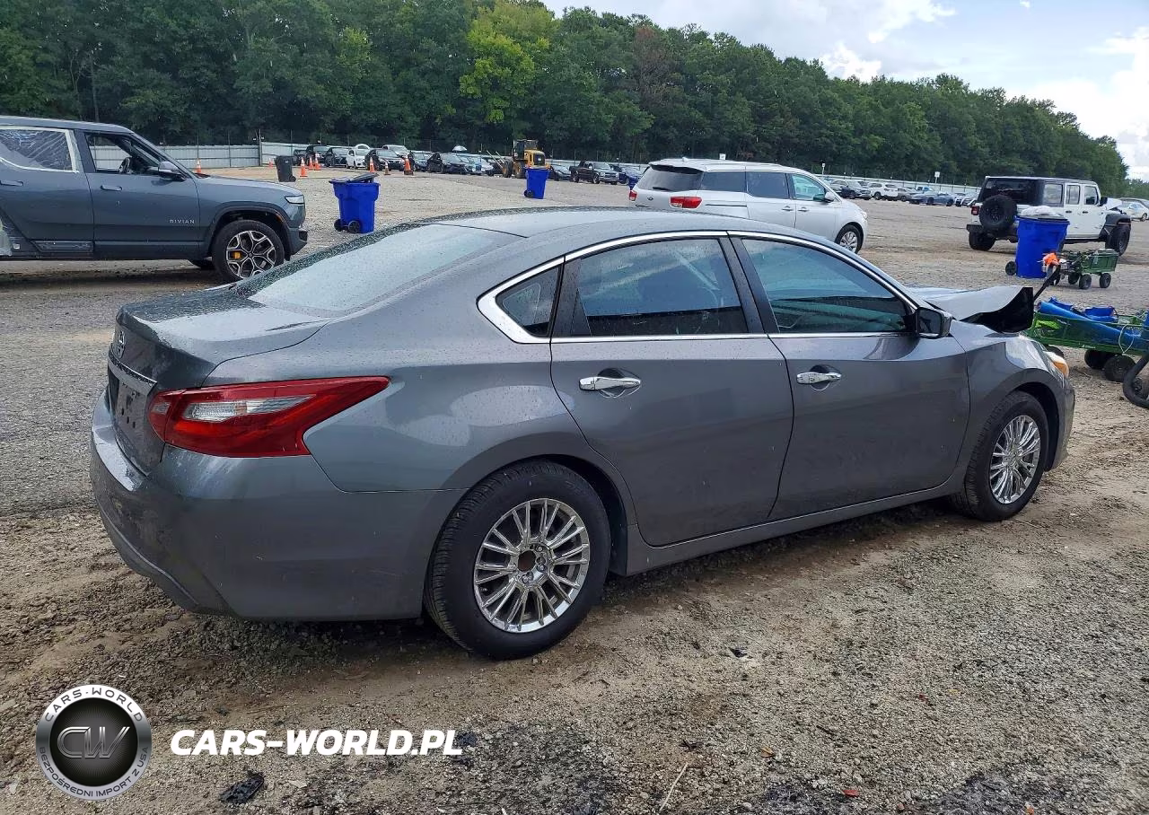 2018 Nissan Altima 2.5 S VIN:1N4AL3APXJC119558 - 3