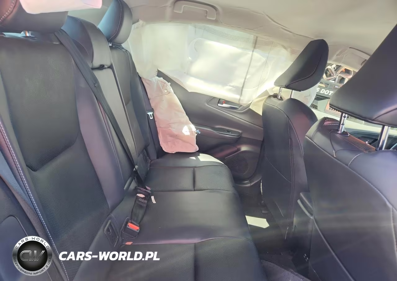 2024 Toyota Prius Xle VIN:JTDACAAU4R3034070 - 10