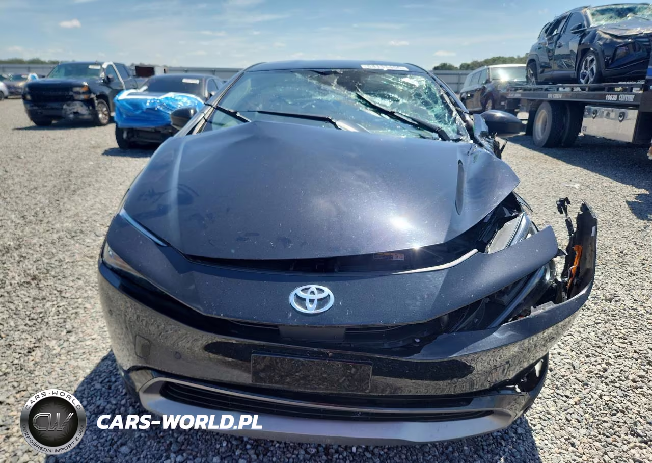 2024 Toyota Prius Xle VIN:JTDACAAU4R3034070 - 5