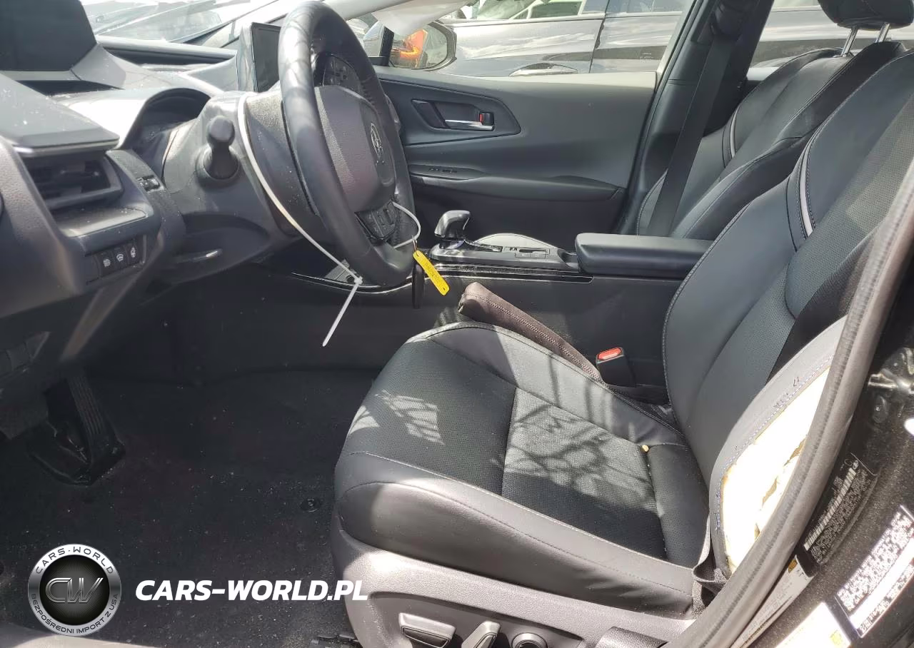 2024 Toyota Prius Xle VIN:JTDACAAU4R3034070 - 7