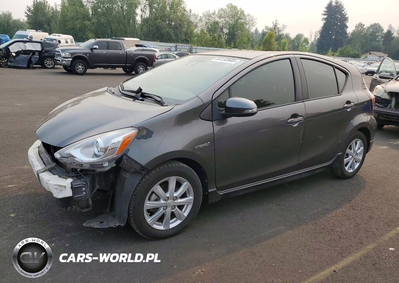 2017 Toyota Prius C Two