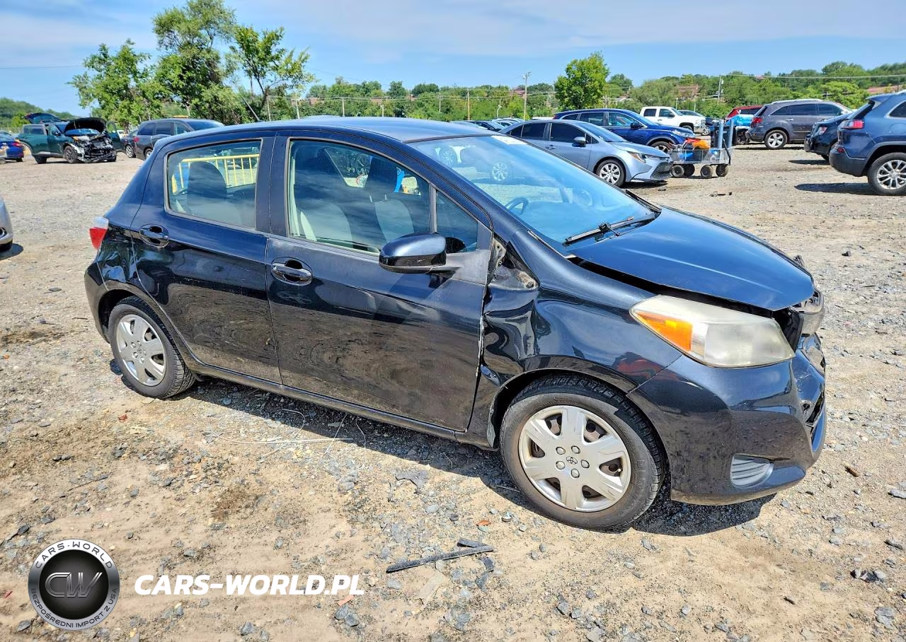 2012 Toyota Yaris 5-Door Le VIN:JTDKTUD36CD520938 - 4