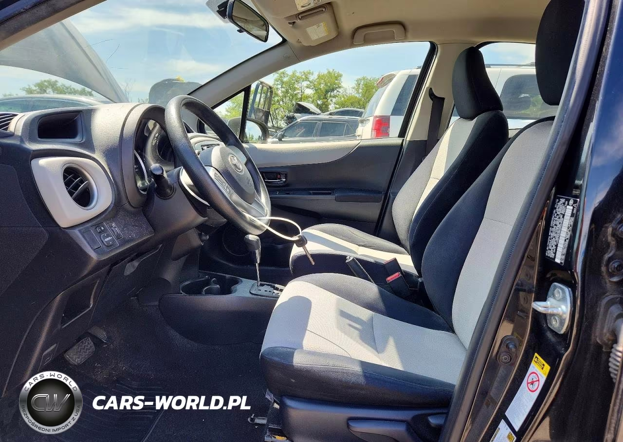 2012 Toyota Yaris 5-Door Le VIN:JTDKTUD36CD520938 - 7