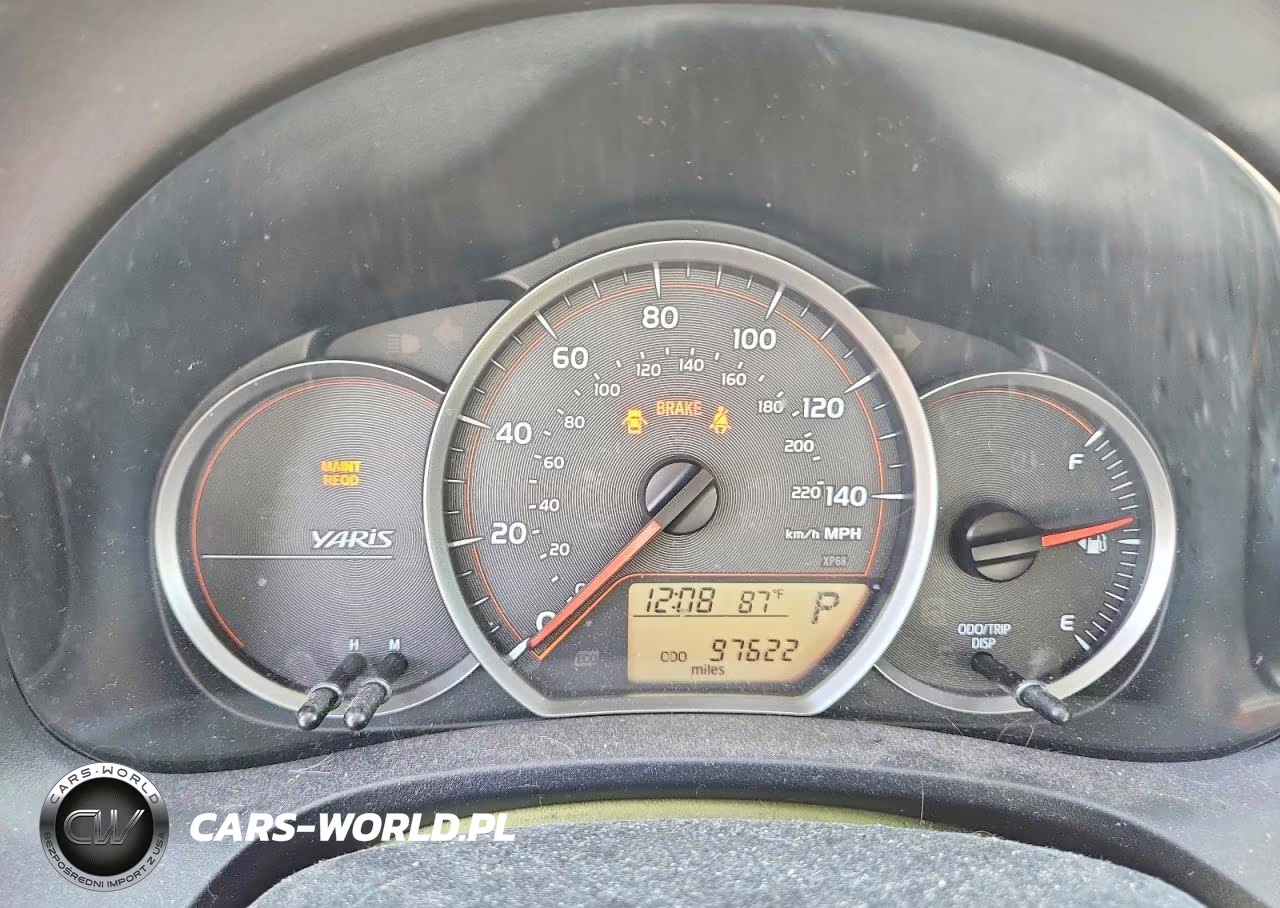 2012 Toyota Yaris 5-Door Le VIN:JTDKTUD36CD520938 - 9
