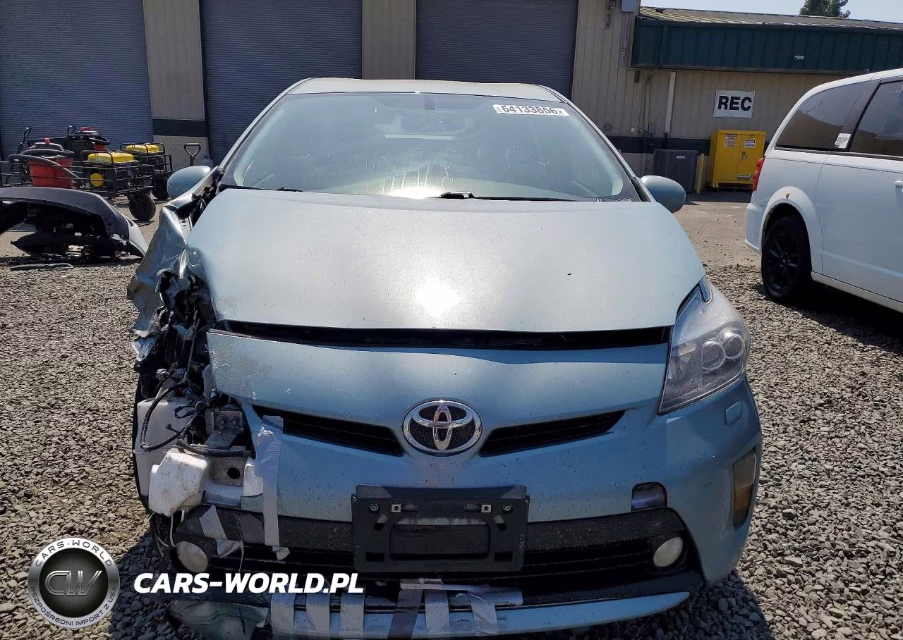 2014 Toyota Prius Five VIN:JTDKN3DU3E1819112 - 5