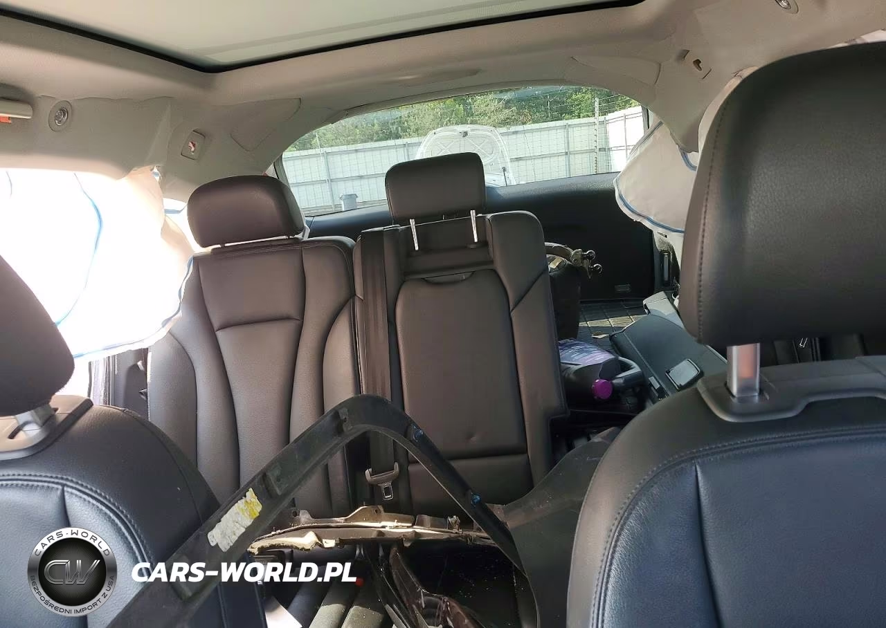 2019 Audi Q7 Premium Plus VIN:WA1LAAF76KD034213 - 10