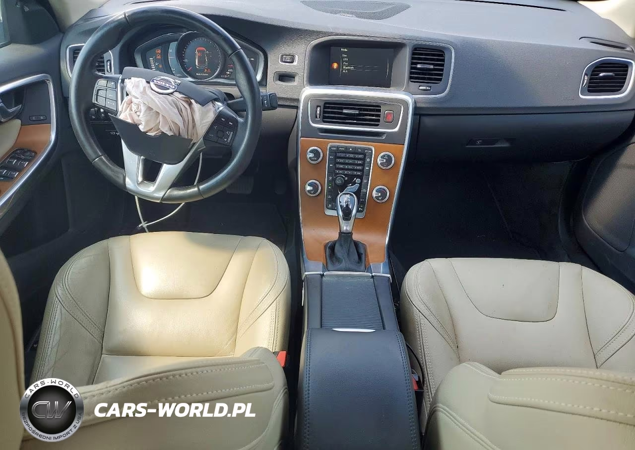 2017 Volvo S60 Platinum VIN:LYV402TM2HB126080 - 8