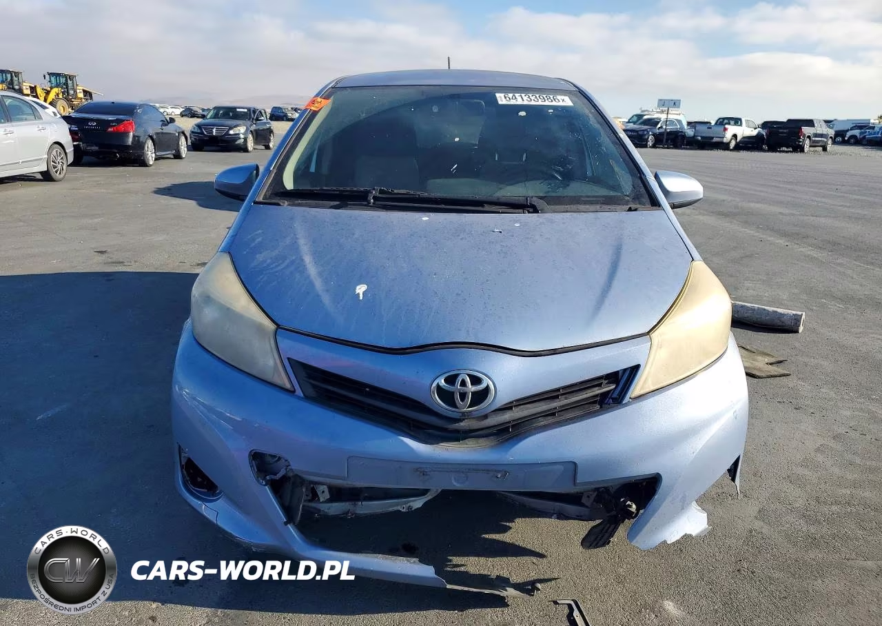 2014 Toyota Yaris 5-Door Le VIN:JTDKTUD36ED574601 - 5