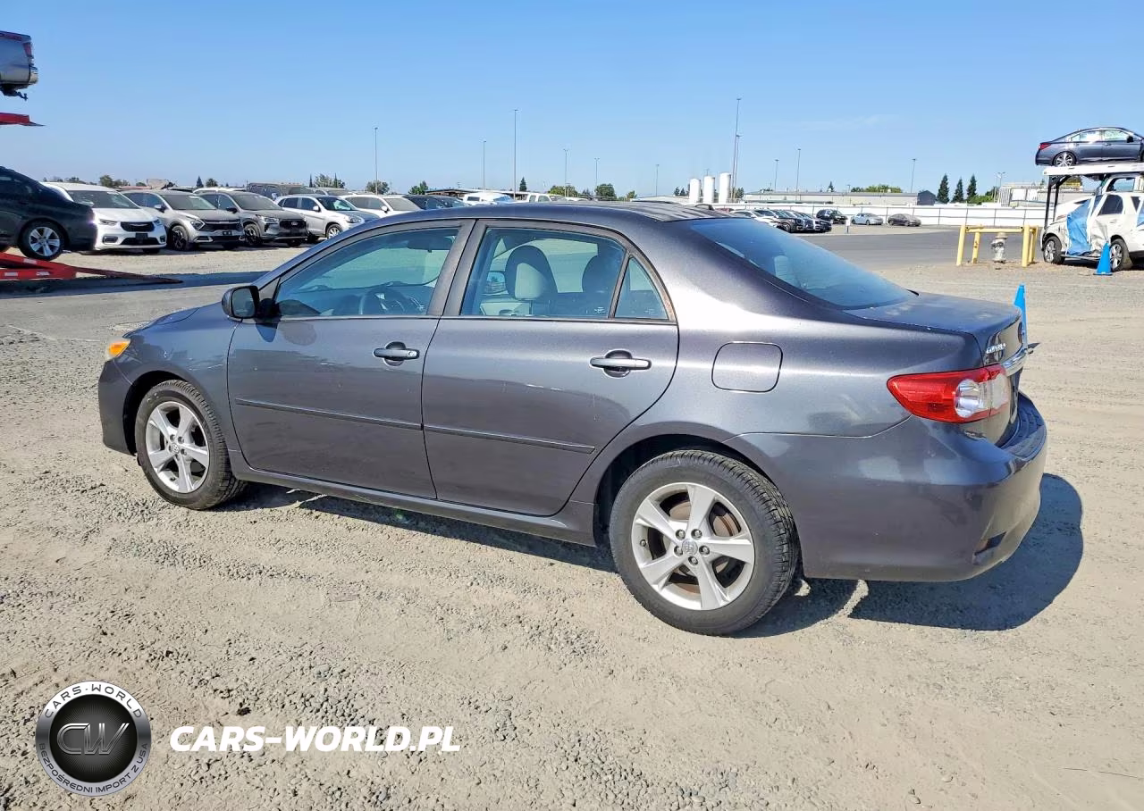 2012 Toyota Corolla Le VIN:2T1BU4EEXCC814059 - 2
