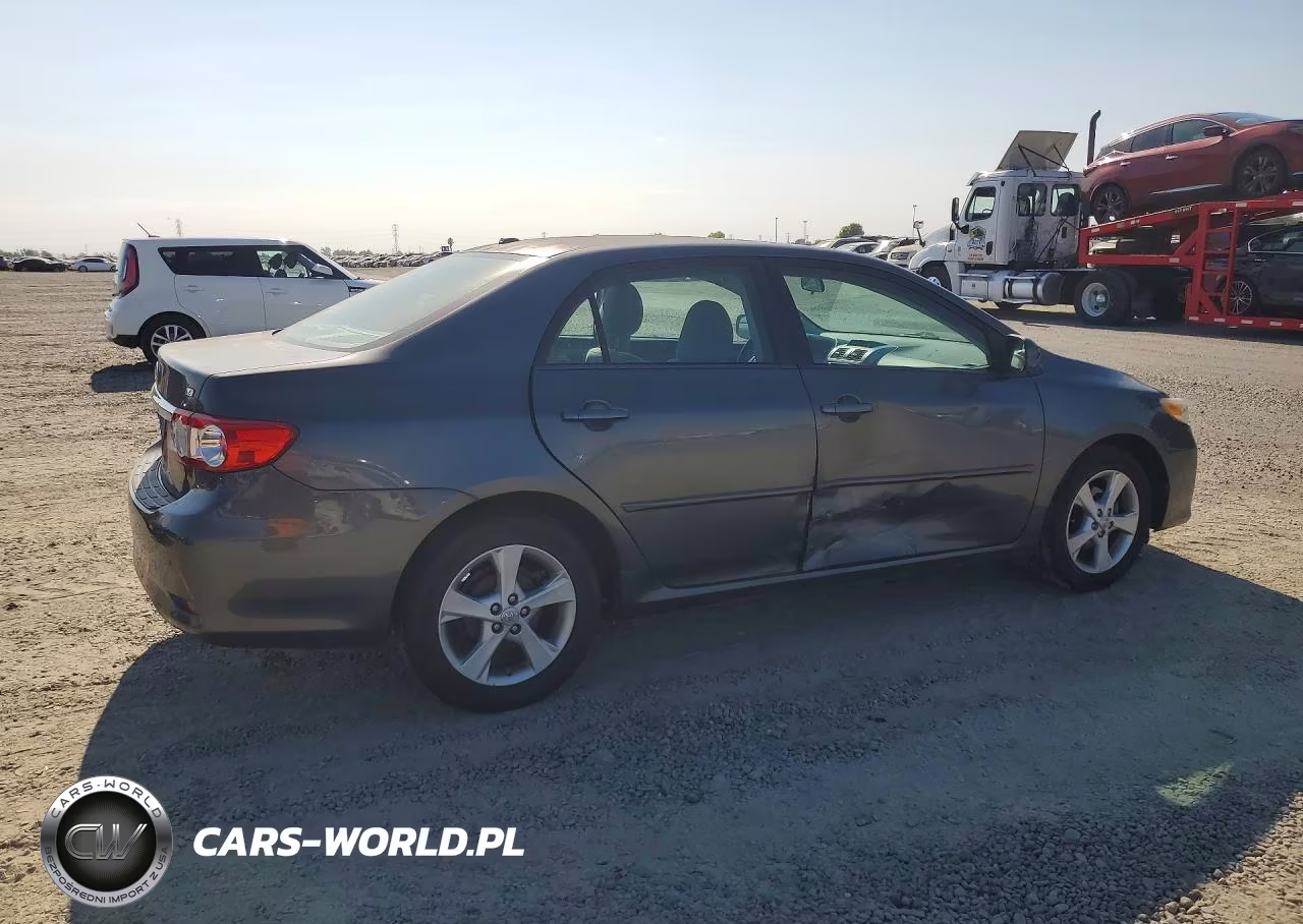 2012 Toyota Corolla Le VIN:2T1BU4EEXCC814059 - 3