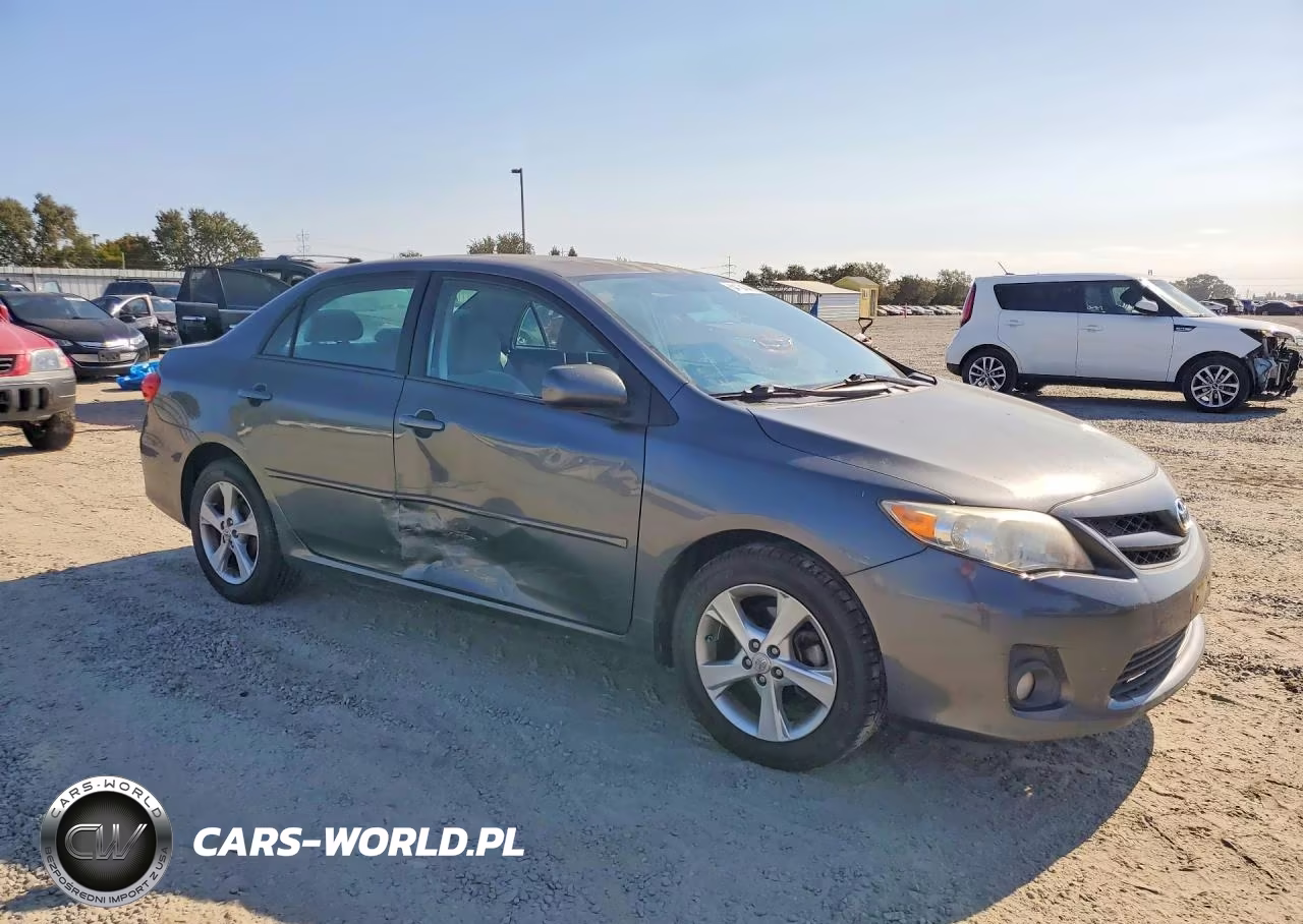 2012 Toyota Corolla Le VIN:2T1BU4EEXCC814059 - 4
