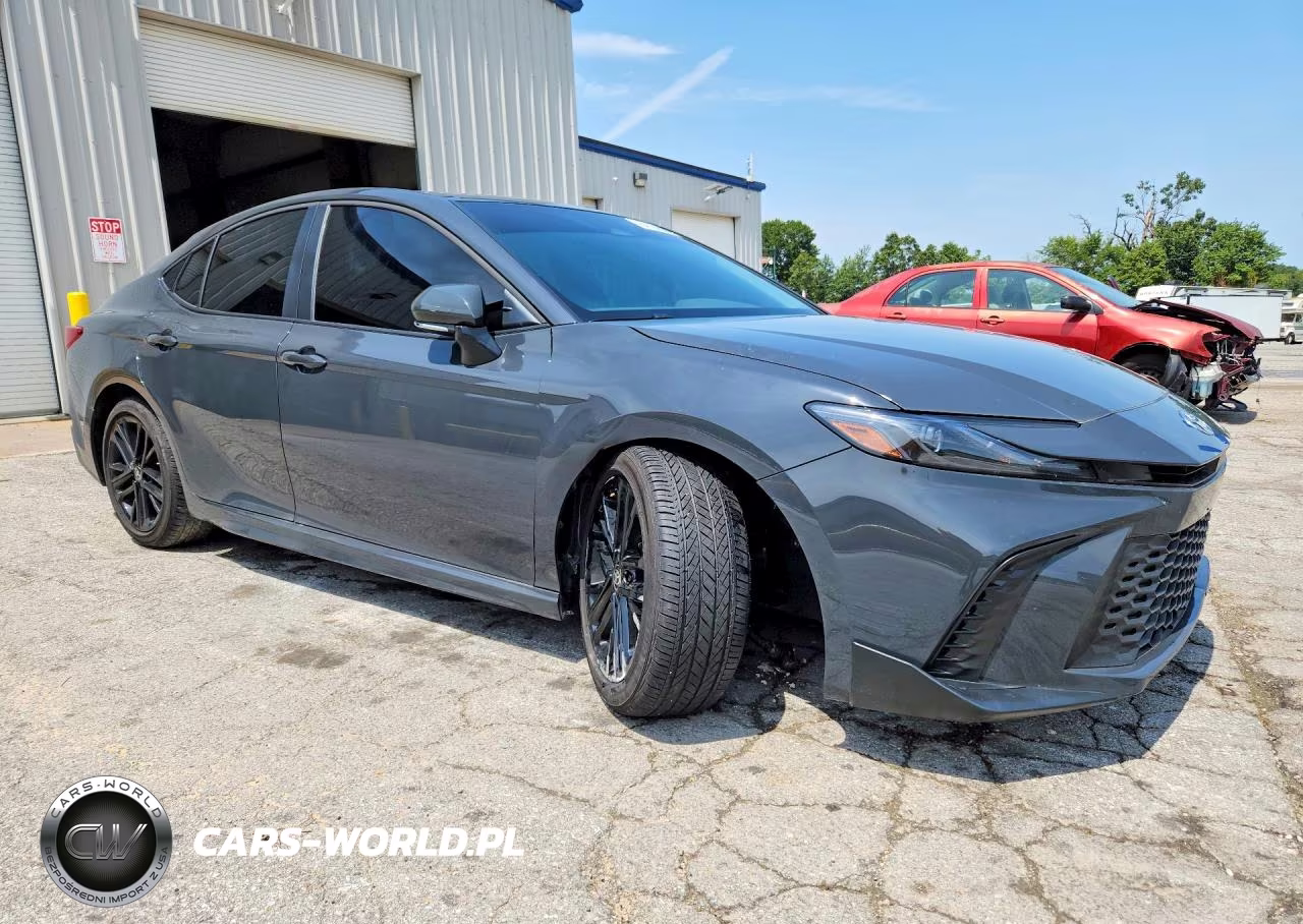2026 Toyota Camry Se VIN:4T1DAACKXTU210020 - 4