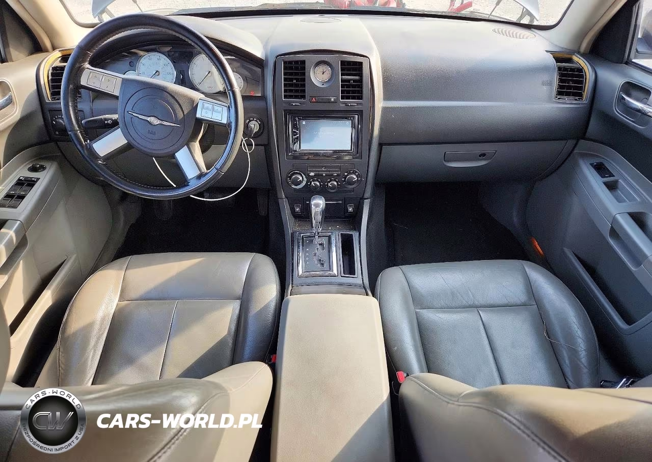 2005 Chrysler 300 Touring VIN:2C3AA53G95H508191 - 8