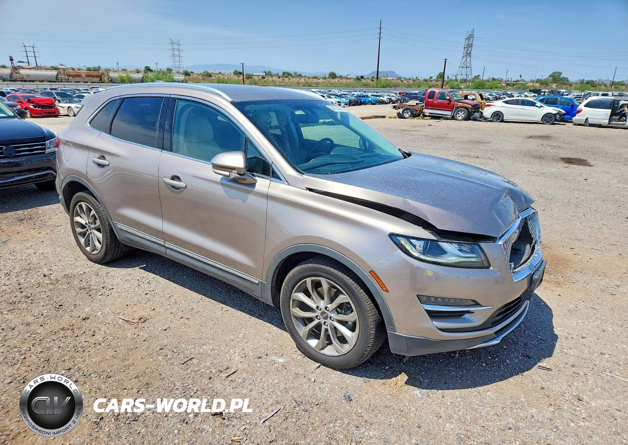 2019 Lincoln Mkc Select VIN:5LMCJ2C9XKUL08510 - 4
