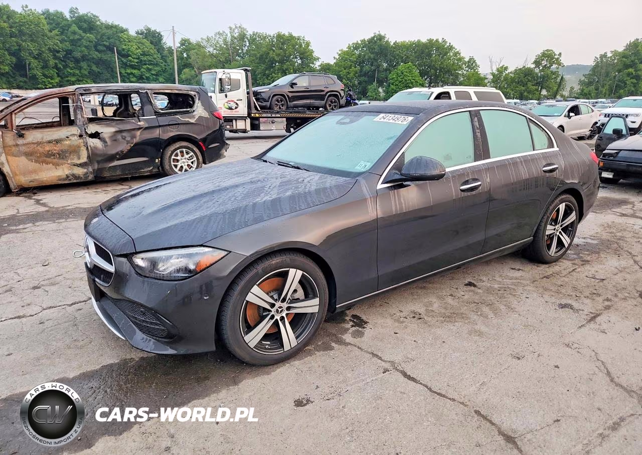 2023 Mercedes-Benz C 300 4Matic – zdjęcie 1 z 12