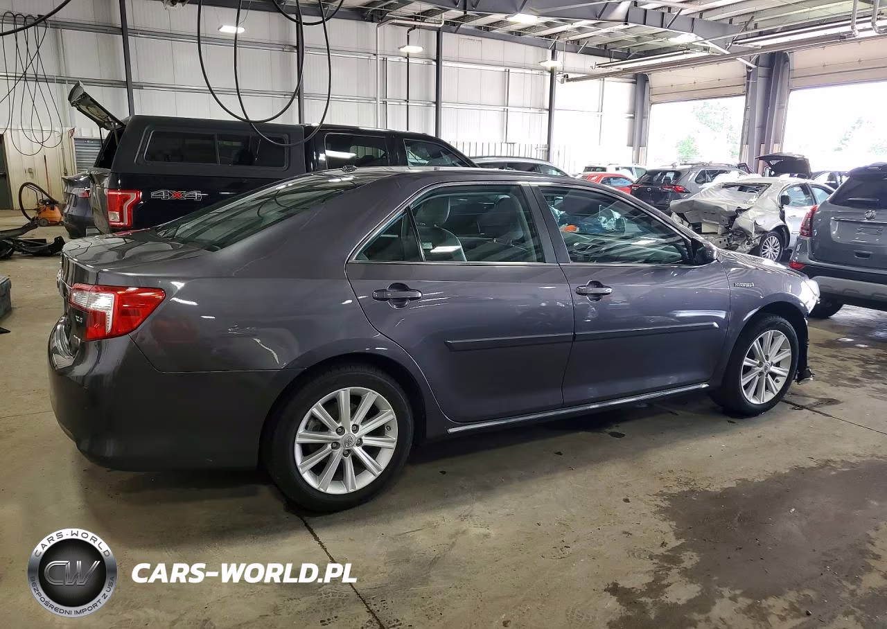 2014 Toyota Camry Hybrid Xle VIN:4T1BD1FK1EU135477 - 3