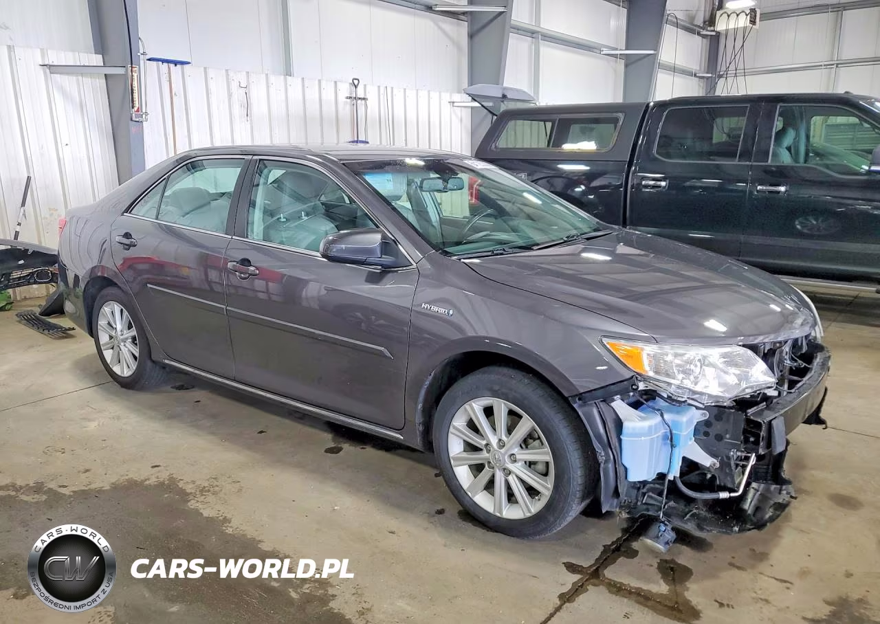 2014 Toyota Camry Hybrid Xle VIN:4T1BD1FK1EU135477 - 4