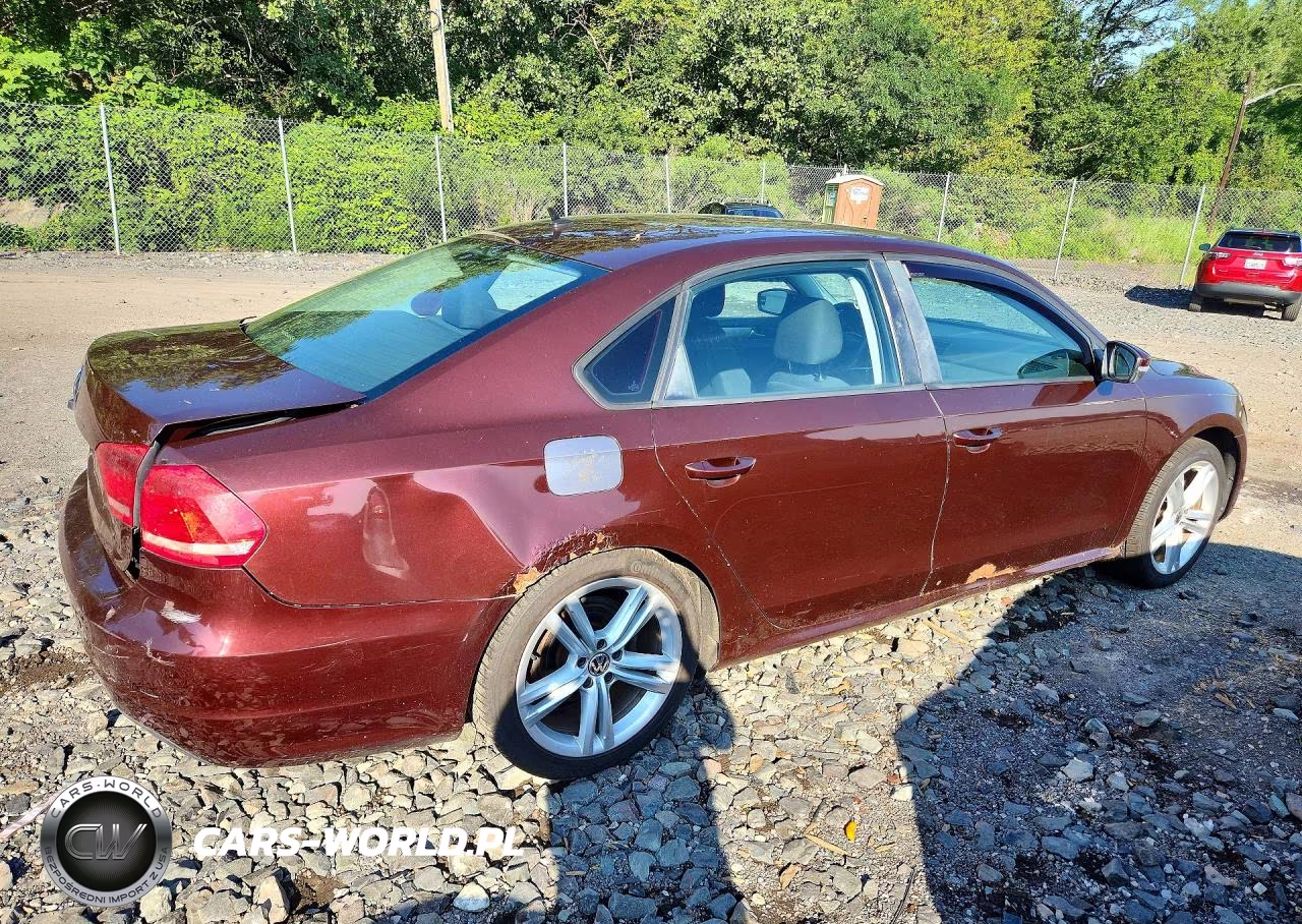 2013 Volkswagen Passat S VIN:1VWAP7A38DC043133 - 3